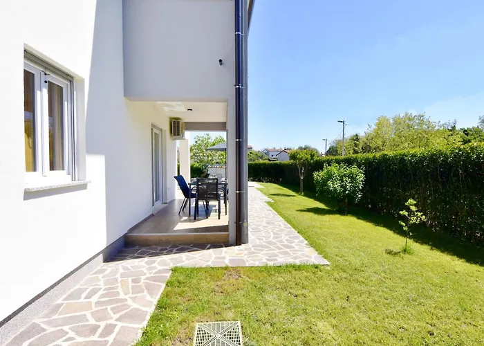 Apartment Mares 1 By Interhome