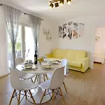 Mares 1 By Interhome *