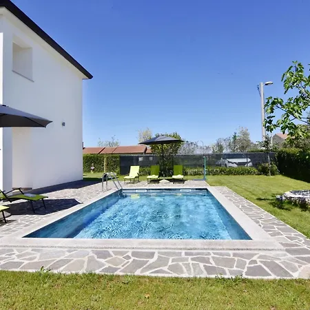 Apartman Mares 1 By Interhome *