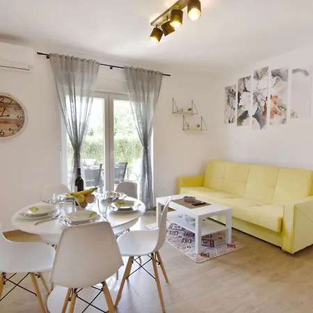 Mares 1 By Interhome דירה *