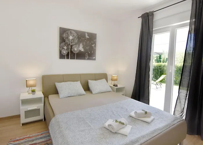 Mares 1 By Interhome Umag