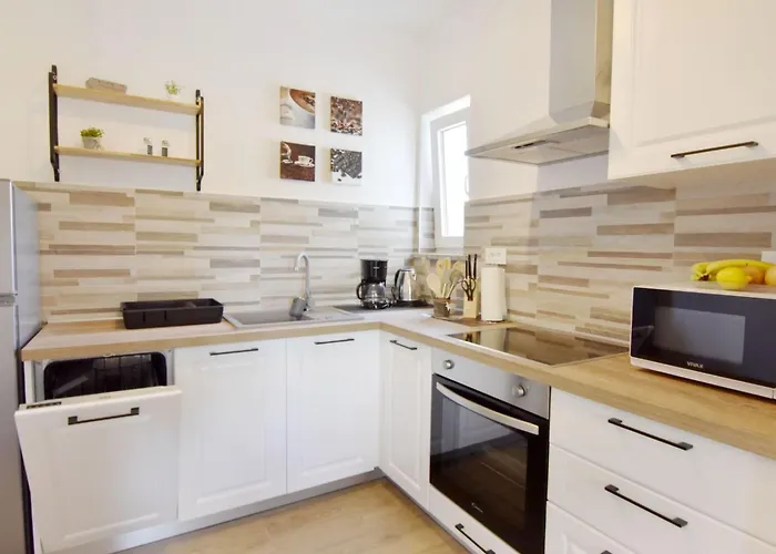 Mares 1 By Interhome Umag