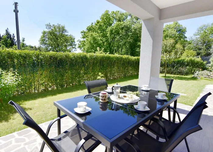 Apartman Mares 1 By Interhome *